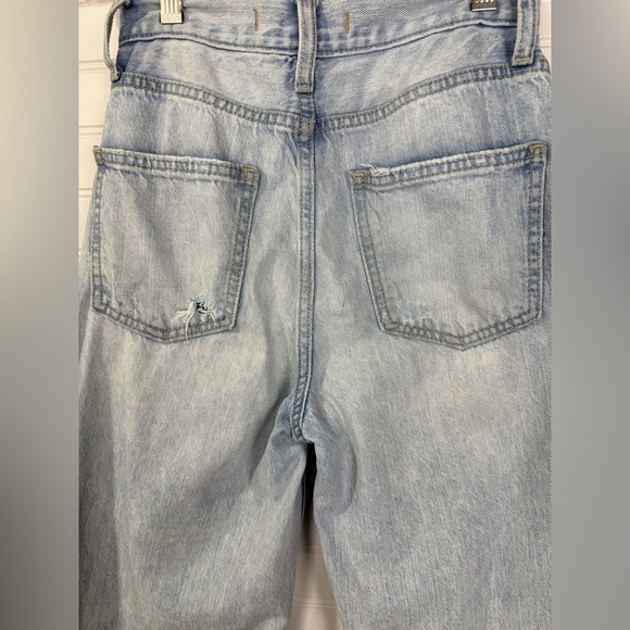 Willow & Root (Buckle)  light wash jeans. Size 23. - Picture 4 of 7